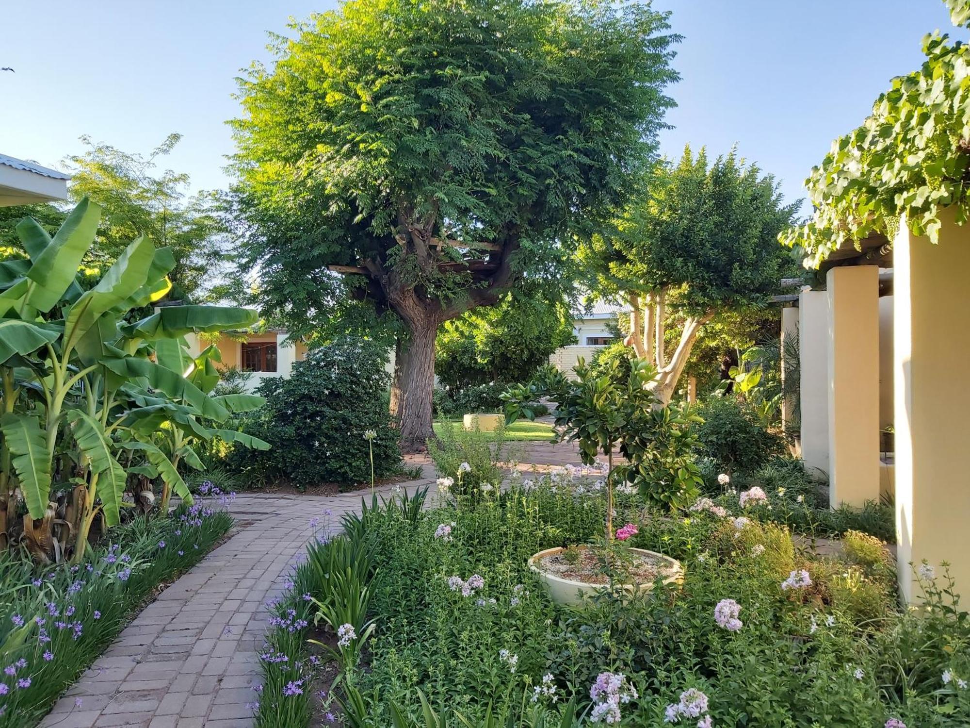 Libby'S Lodge Upington Exterior photo